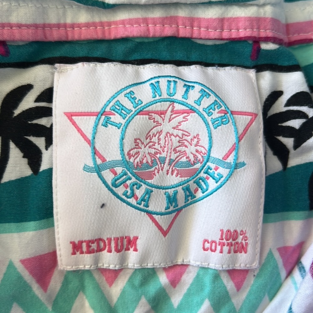Chubbies SS Button Down - Picture 2 of 3